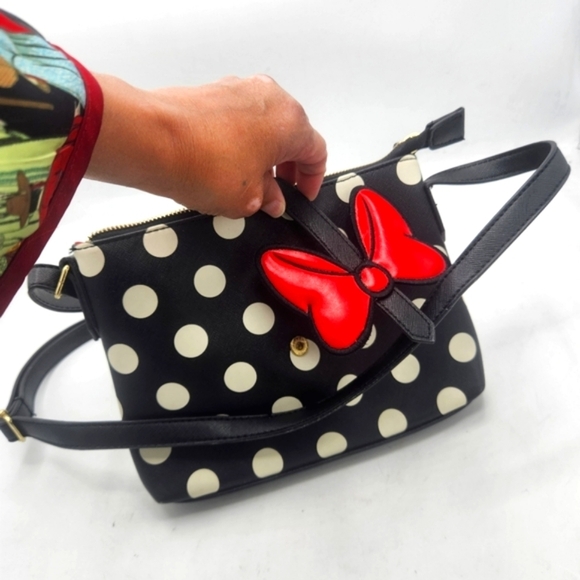 Disney Parks Minnie Mouse Black White Polka Dot Stripes Red Bow Crossbody Bag - Picture 4 of 16